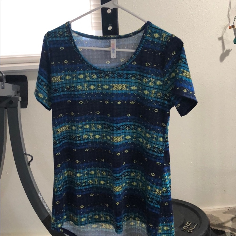 Lularoe Size Small Striped pattern shirt